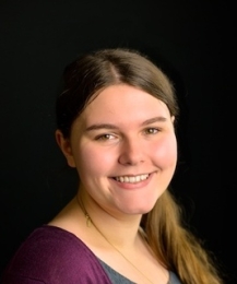 Emily Harris- Headshot