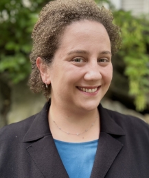 Jean Fischman- Headshot