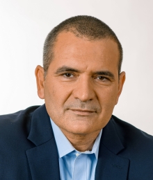 Headshot of Assaf Hamdani