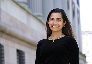 Woman wearing a black shirt