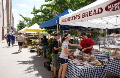 Farmer's market on Broadway