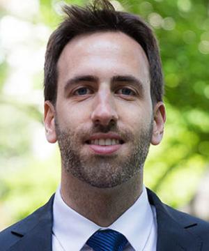 Portrait of Juan Manuel Chiesa ’18 LL.M. smiling in business attire