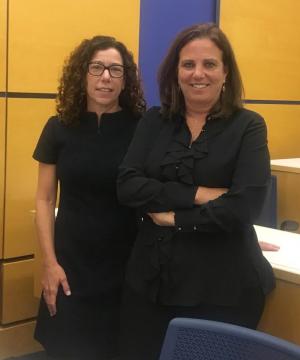 Susan Kraham (left), director of externships and field-based learning at Columbia Law, with Hilary Krane after she spoke to students in the In-House Counsel Externship.