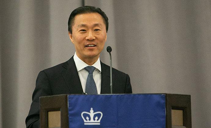 Don Liu speaking at the Alumni of Color Talk and Reception on January 24, 2019.