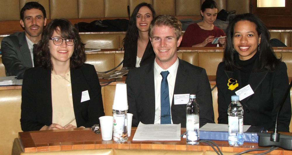 elmootcourt_team_2011.jpg