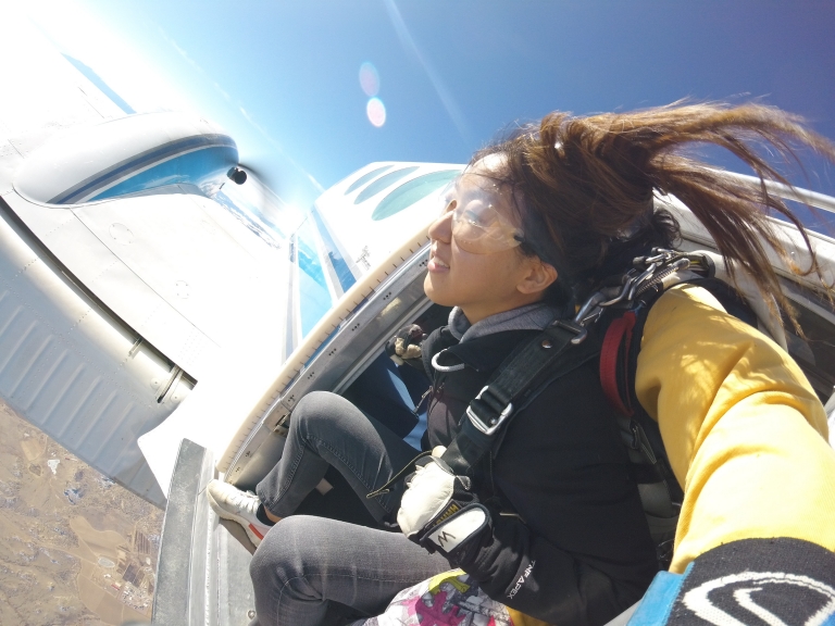 Jenny Park ’21 jumping out of a plane