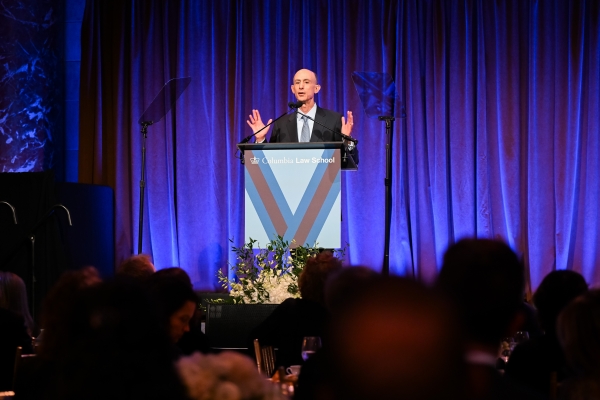 David Greenwald ’83 at podium