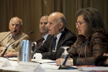  Jack B. Weinstein ’48, Freddie Gershon ’64, Michael R. Griffinger ’64, Susan B. Lindenauer ’64, and Elizabeth Giavani Verville ’64 speak on a panel at Reunion 2014.