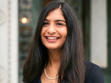 Fatima Hasanain portrait